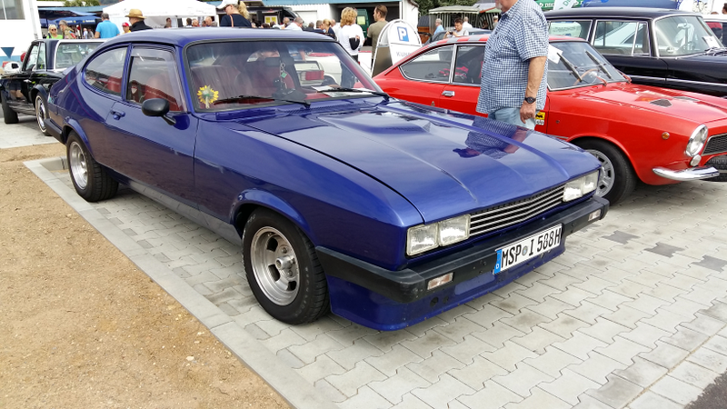 Illustration for article titled Final oldtimer meet photodump